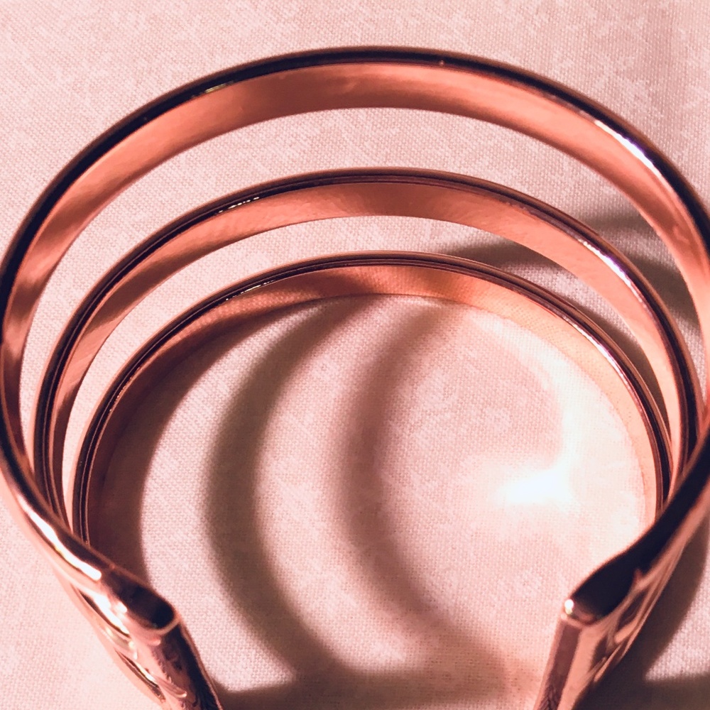 Bangle bracelet - Picture 7 of 8